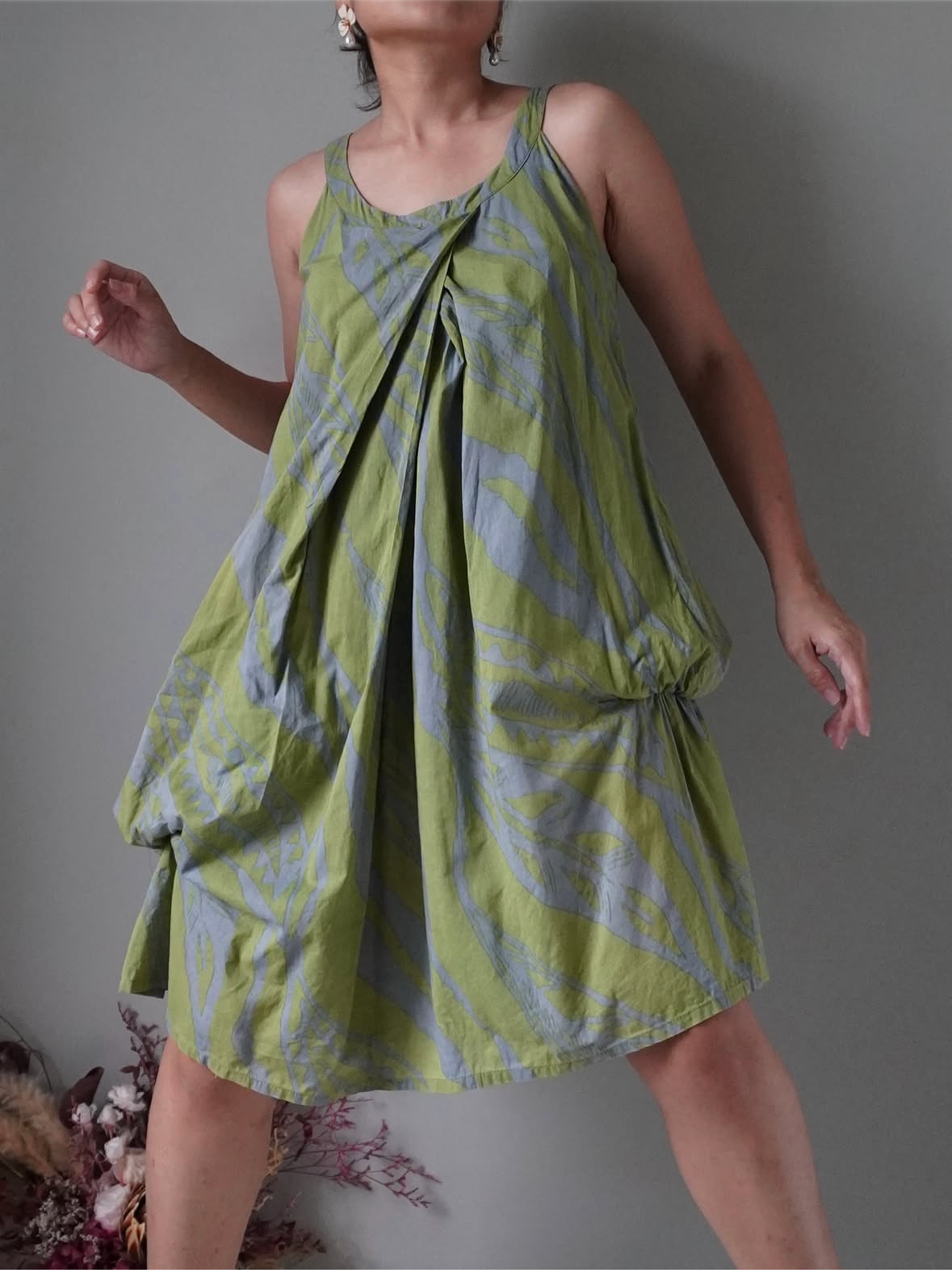 Two toned balloon dress - Image 1