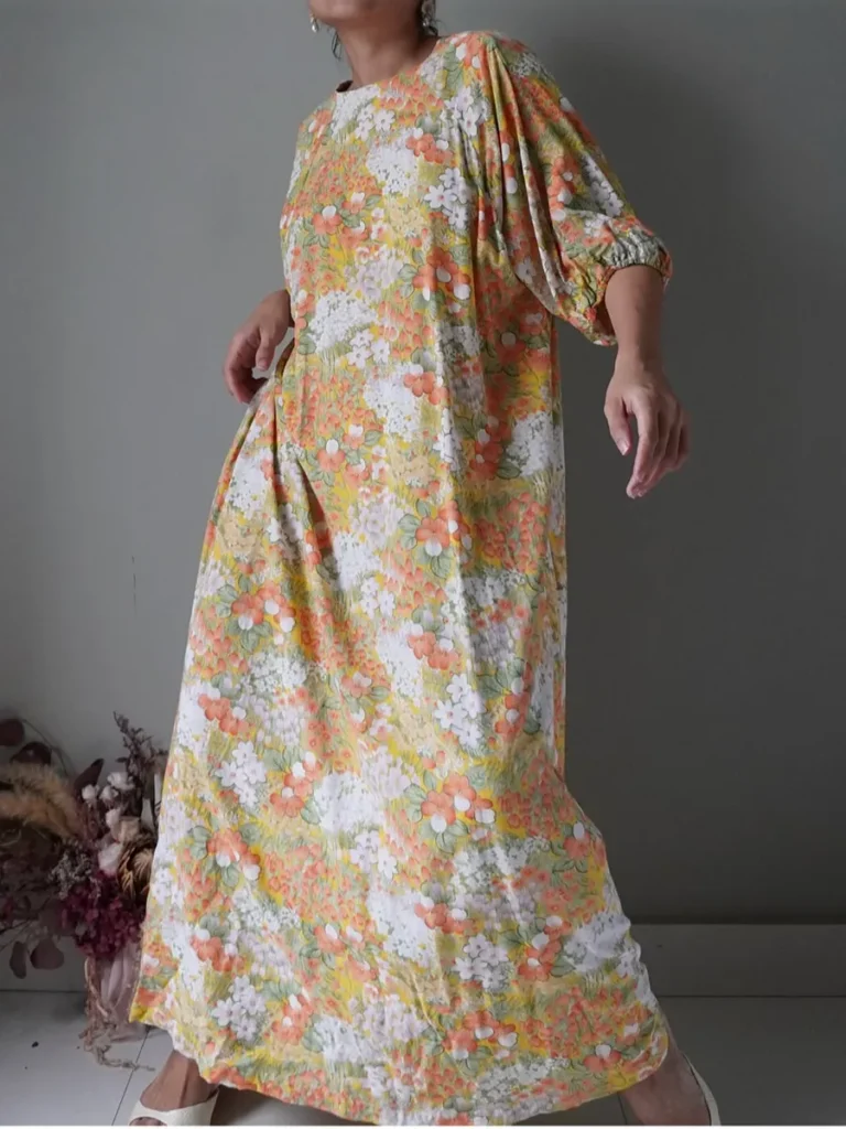 Springtime patterned cotton dress with pockets