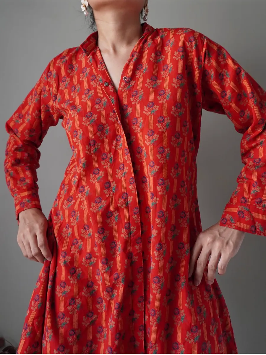 Button down dress with long sleeves - Image 1