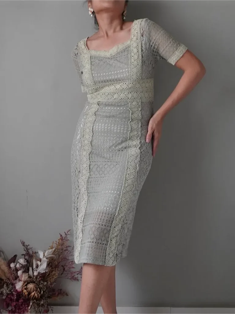 Pistachio lace dress, lined
