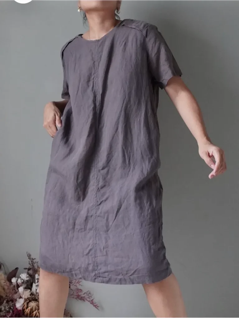 Basic gray linen dress with pockets and a back zipper