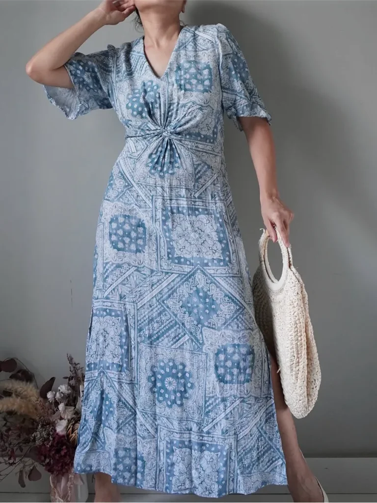 Blue presko patterned knot dress