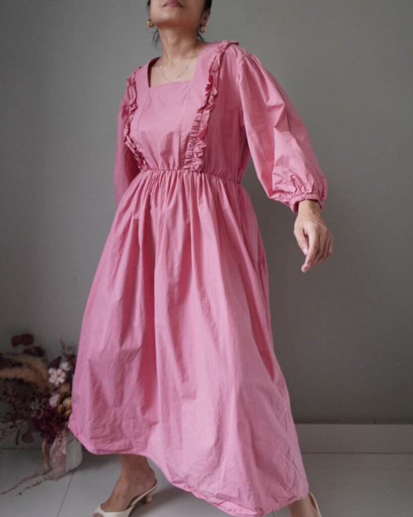 Vintage rose victorian dress with bishop sleeves, waist stretchable