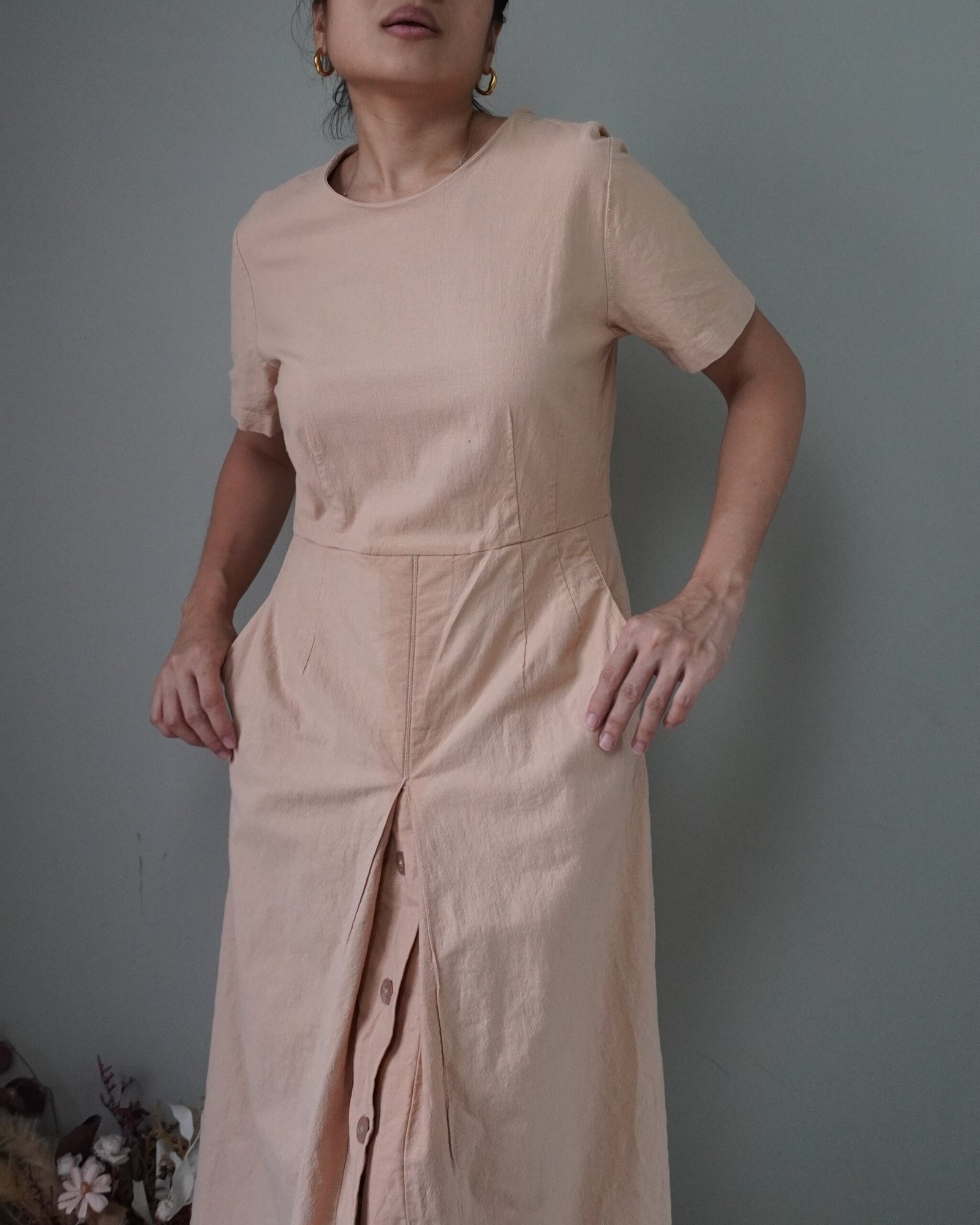 This is a beautiful botanical babydoll dress with collar and drawstring at waist - Image 3