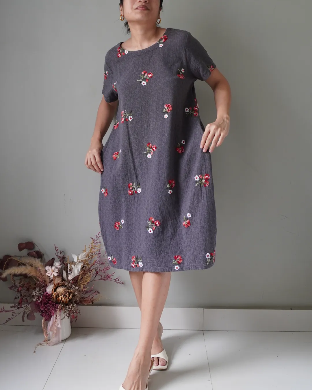 gray casual dress with embroidery details!! Also has pockets - Image 2