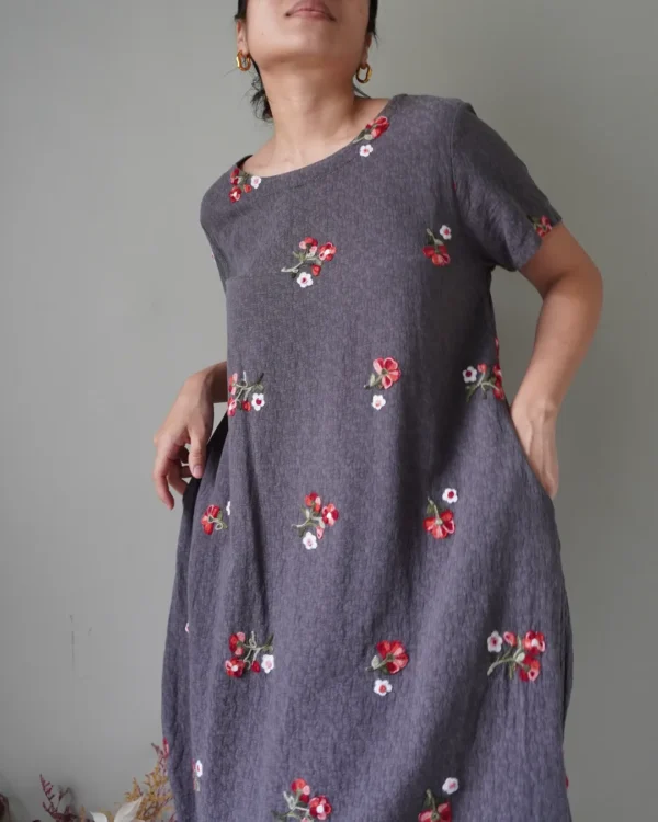 gray casual dress with embroidery details!! Also has pockets - Image 3