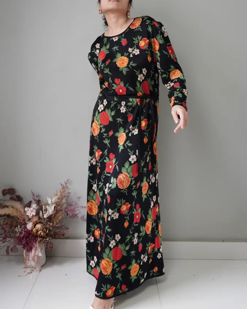Summer florals long black dress with full sleeves, has a removable belt