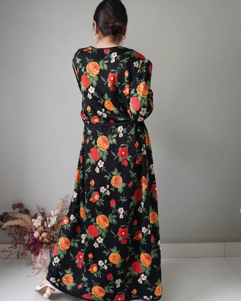 Summer florals long black dress with full sleeves, has a removable belt