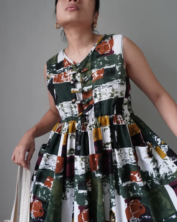 Multi color sleeveless linen dress with drawstring at waist - Image 3
